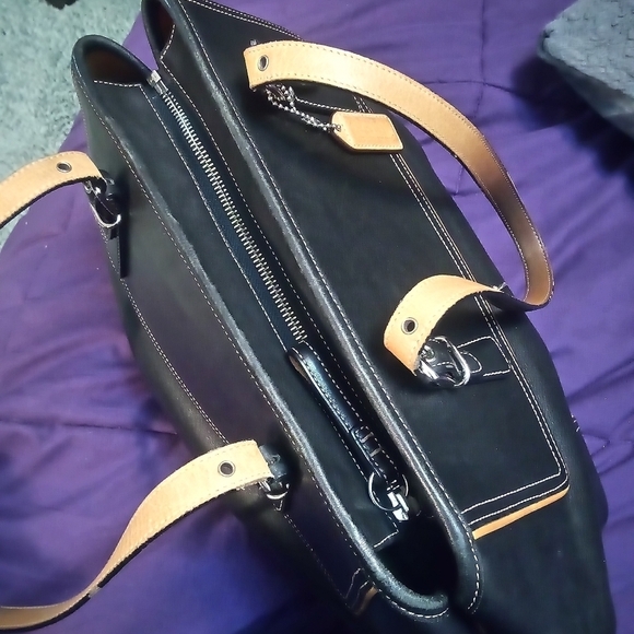 Coach Hamptons black and tan purse - Picture 6 of 8